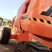 Alquiler de plataforma elevadora diesel 26m