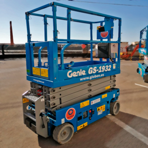 Plataforma tijera eléctrica GENIE GS-1932 altura de trabajo de 8m