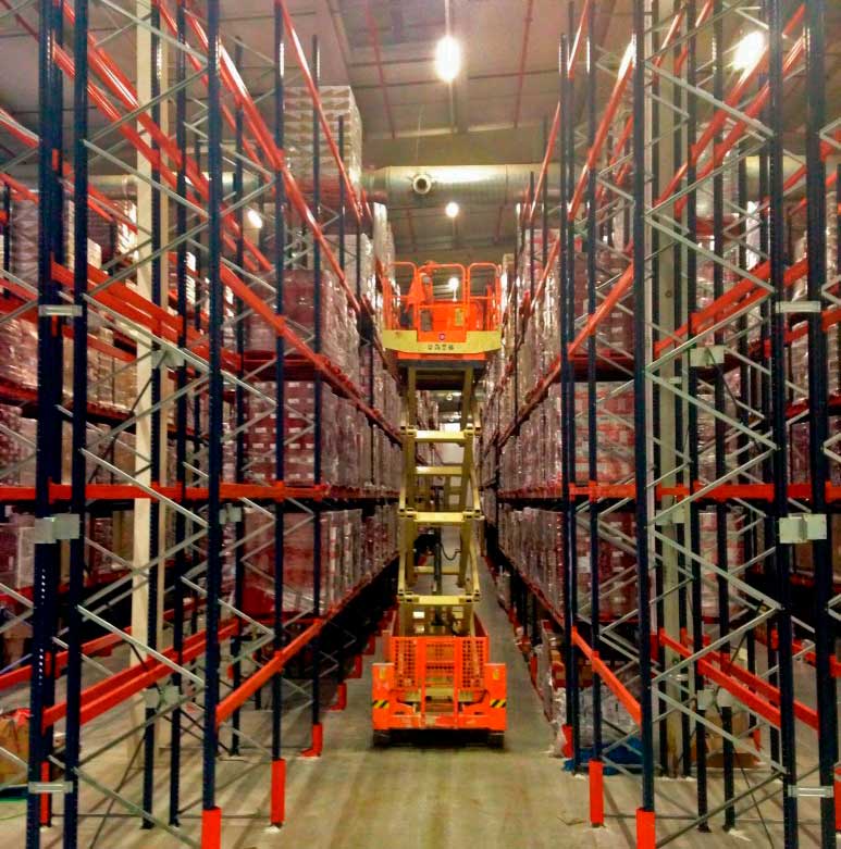 rental of JLG lifting platforms
